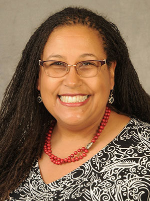 Naomi Andre