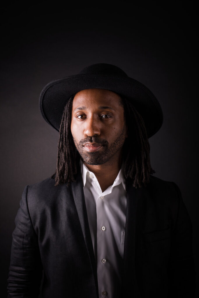 Omari Tau